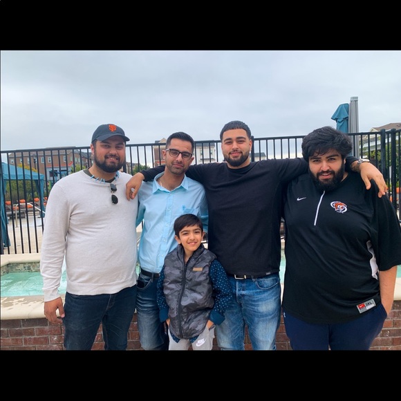 Meet your Posher, Billal - Picture 1 of 1